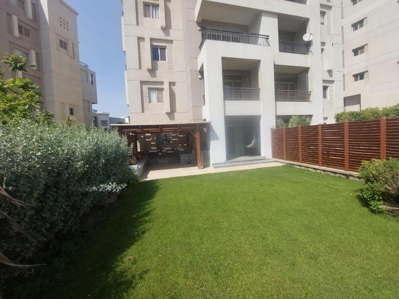 Festival City, New, Luxury 2 Bedroom , The Ultimate Place To Call Apartament